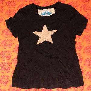Black shirt w/ Beige Star